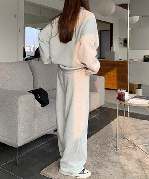 KICKSEWING（キックスウィング）の「KICKSEWING オーバーフィットハーフジップアップスウェット（スウェット・レディース・ブラック/グレー・FREE）」の3枚目の写真