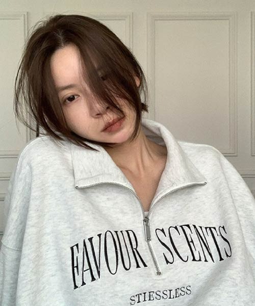 KICKSEWING（キックスウィング）の「KICKSEWING オーバーフィットハーフジップアップスウェット（スウェット・レディース・ブラック/グレー・FREE）」の7枚目の写真