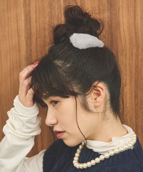MERLOT(メルロー)の「ファービッグヘアピン(ヘアピン・レディース・イエロー/ブルー/ナチュラル・FREE)」の6枚目の写真