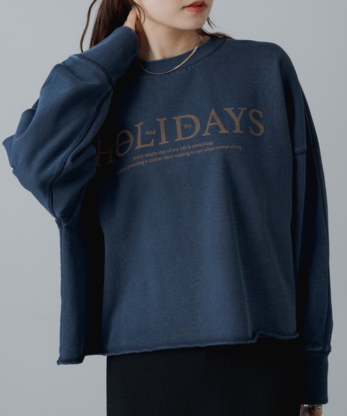 PUAL CE CIN(ピュアルセシン)の「クロップド丈ロゴプリントスウェットプルオーバー(スウェット・レディース・ネイビー/ブラウン・FREE)」の3枚目の写真