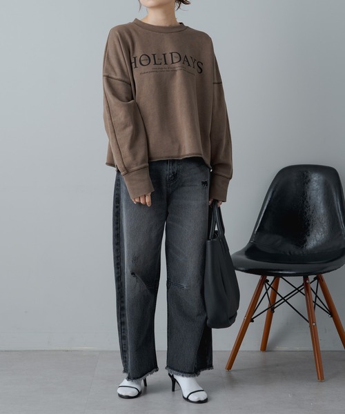 PUAL CE CIN(ピュアルセシン)の「クロップド丈ロゴプリントスウェットプルオーバー(スウェット・レディース・ネイビー/ブラウン・FREE)」の18枚目の写真