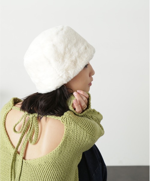 FREE'S MART(フリーズマート)の「◆バックオープンローゲージニット(ニット/セーター・レディース・レッド/グリーン/オフホワイト・FREE)」の15枚目の写真