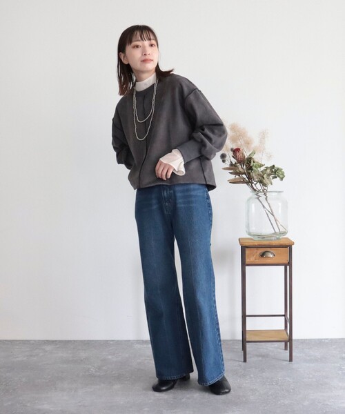 fredy emue（フレディエミュ）の「ダンボールスエード配色メロープルオーバー（Tシャツ/カットソー・レディース・ライトグレー/チャコールグレー/ベージュ/サックスブルー/ブラウン/ベビーピンク・38）」の10枚目の写真