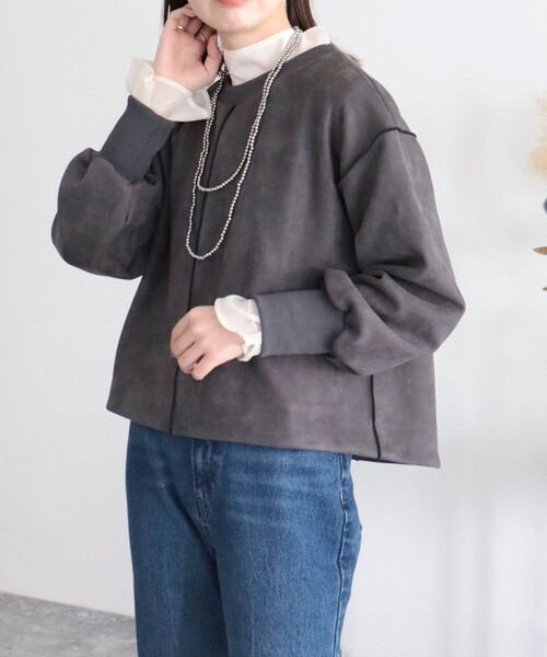 fredy emue（フレディエミュ）の「ダンボールスエード配色メロープルオーバー（Tシャツ/カットソー・レディース・ライトグレー/チャコールグレー/ベージュ/サックスブルー/ブラウン/ベビーピンク・38）」の15枚目の写真