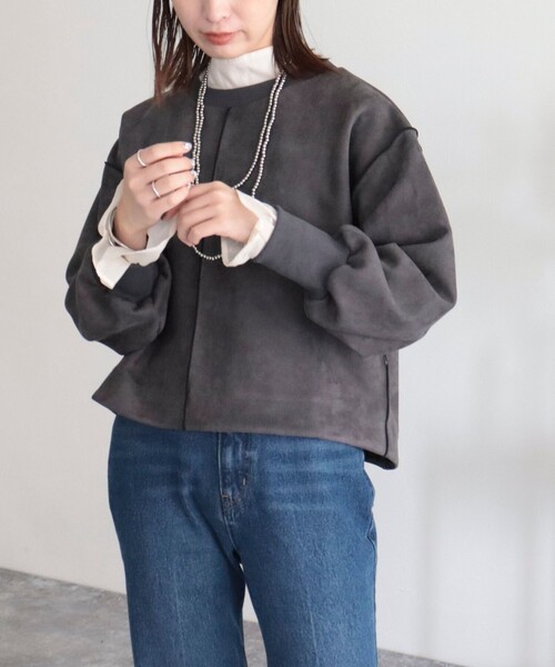 fredy emue（フレディエミュ）の「ダンボールスエード配色メロープルオーバー（Tシャツ/カットソー・レディース・ライトグレー/チャコールグレー/ベージュ/サックスブルー/ブラウン/ベビーピンク・38）」の22枚目の写真