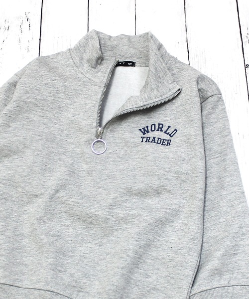 ZI-ON（ジーオン）の「裏起毛 ハーフジップ オーバーサイズ トレーナー（スウェット・キッズ・グリーン系その他/ネイビー/サックスブルー/ブラック/グレー系その他/杢グレー/ブラック系その他/グリーン・120cm/130cm/140cm/150cm/160cm/110cm）」の5枚目の写真