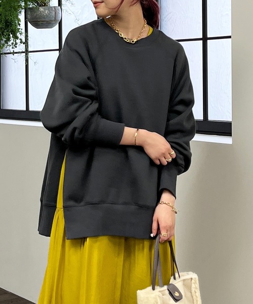 un dix cors（アンディコール）の「ファスナースリット裏毛プルオーバー（スウェット・レディース・チャコールグレー/パープル・FREE）」の4枚目の写真