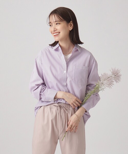 SHOO・LA・RUE（シューラルー）の「◆【洗える】オールシーズン使える ベーシック長袖シャツ（シャツ/ブラウス・レディース・ライトパープル/グリーン系3/ネイビー系2/ブルー系2/ホワイト/ライトブルー・02/03/04）」の6枚目の写真