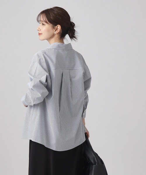 SHOO・LA・RUE（シューラルー）の「◆【洗える】オールシーズン使える ベーシック長袖シャツ（シャツ/ブラウス・レディース・ライトパープル/グリーン系3/ネイビー系2/ブルー系2/ホワイト/ライトブルー・02/03/04）」の7枚目の写真