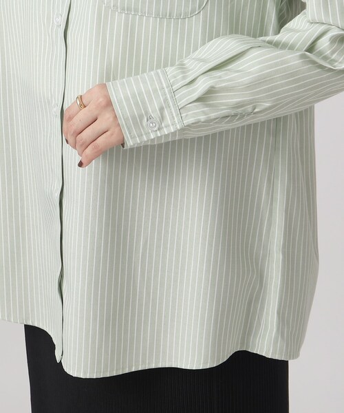 SHOO・LA・RUE（シューラルー）の「◆【洗える】オールシーズン使える ベーシック長袖シャツ（シャツ/ブラウス・レディース・ライトパープル/グリーン系3/ネイビー系2/ブルー系2/ホワイト/ライトブルー・02/03/04）」の14枚目の写真