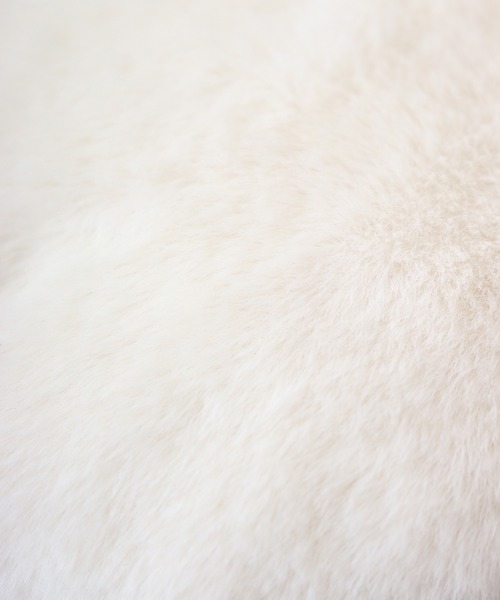 TESTIFY(テスティファイ)の「TESTIFY ファー耳付きケーブルニットキャップ / Cable Fur Ear Watch(ニットキャップ/ビーニー・レディース・モカ/グレー/ブラック/アイボリー・FREE)」の12枚目の写真
