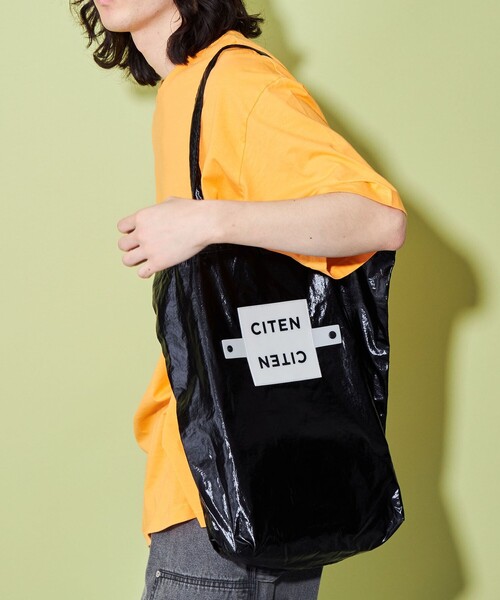 CITEN(シテン)の「<CITEN>クルクルパッチン メタリック トートバッグ(トートバッグ・レディース・ブラック/ライトブルー/シルバー/ゴールド/ホワイト/ロイヤルブルー/ライトピンク/ターコイズブルー系/ケリーグリーン/ライム・FREE)」の14枚目の写真