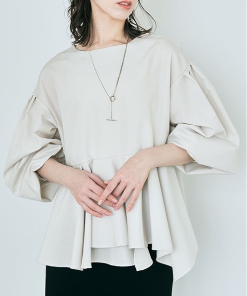 kirakiraShop(キラキラショップ)の「ラッフル ペプラム ブラウス(シャツ/ブラウス・レディース・ライトグレー/ブラック/オフホワイト/ブラウン/ブルー・M/L)」の1枚目の写真
