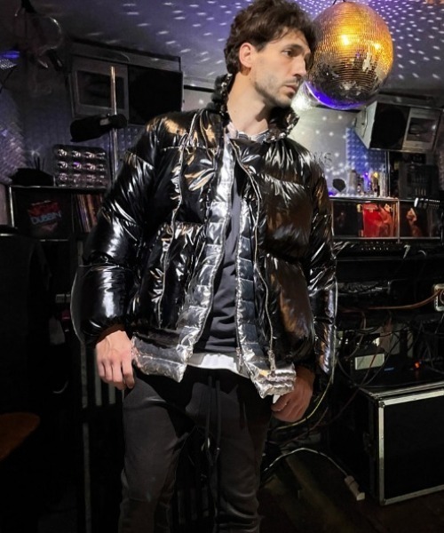 FranCisT_MOR.K.S.（フランシストモークス）の「FranCisT_MOR.K.S./フランシスト モークス/NO-SLEEVE DOWN JACKET（ダウンベスト・メンズ・ブラック/シルバー・4/3）」の9枚目の写真