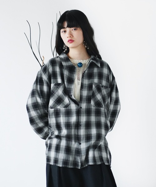 Aphlotus(アプロタス)の「ダブルポケット オンブレーチェックシャツ 【セレクトアイテム】(シャツ/ブラウス・メンズ・ベージュ/ブラック・X-LARGE/LARGE)」の1枚目の写真