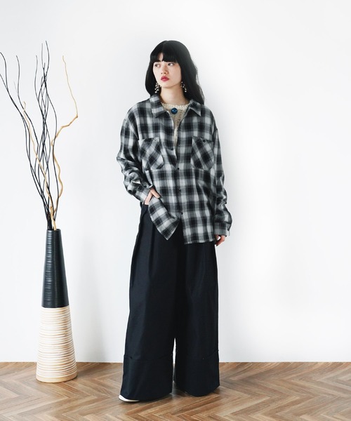 Aphlotus(アプロタス)の「ダブルポケット オンブレーチェックシャツ 【セレクトアイテム】(シャツ/ブラウス・メンズ・ベージュ/ブラック・X-LARGE/LARGE)」の6枚目の写真