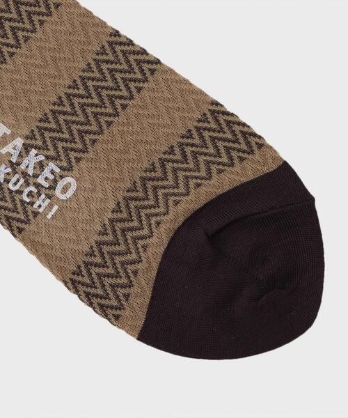 TAKEO KIKUCHI（タケオキクチ）の「◆【日本製】ヘリンボン ドレスソックス（ソックス/靴下・メンズ・ダークブラウン/ブラック・00）」の4枚目の写真