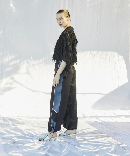 AULA AILA(アウラアイラ)の「マルチパブリックトラックパンツ(その他パンツ・レディース・グリーン/ネイビー/ブラック・0/1)」の6枚目の写真