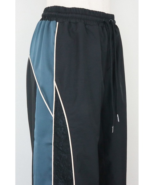 AULA AILA(アウラアイラ)の「マルチパブリックトラックパンツ(その他パンツ・レディース・グリーン/ネイビー/ブラック・0/1)」の19枚目の写真