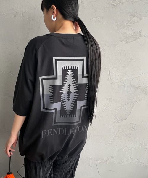 PENDLETON（ペンドルトン）の「[PENDLETON/ペンドルトン] 別注 ネイティブ柄バックプリント ドローコードTシャツ（Tシャツ/カットソー・レディース・ブラック系その他/ブルー/ブラック/ベージュ/ホワイト/ホワイト系その他・S/M/L/XL）」の4枚目の写真