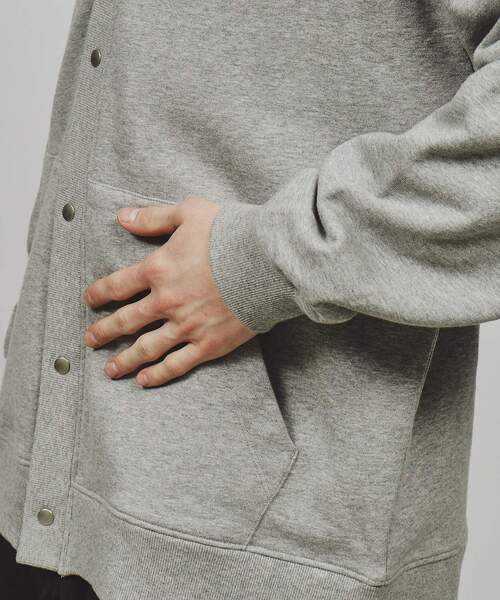 tk.TAKEO KIKUCHI（ティーケータケオキクチ）の「◆エンブロスウェットカーディガン（カーディガン/ボレロ・メンズ・ブラック/グレー系4・02/03）」の3枚目の写真