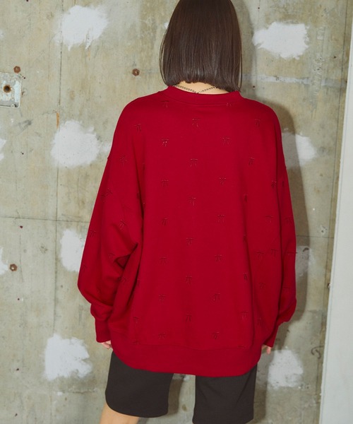 ELLEgirl（エルガール）の「リボン総刺繍スウェットプルオーバー【ELLEgirl/エル ガール】（スウェット・レディース・杢グレー/ブラック/レッド・FREE）」の15枚目の写真