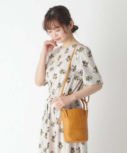 縦型レザートート(トートバッグ)|LAURA ASHLEY(ローラアシュレイ)