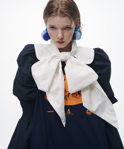 NON TOKYO（ノントーキョー）の「NON TOKYO/ノントーキョー/バイカラーファーイヤリング（イヤリング・レディース・ブルー/イエロー/グリーン・FREE）」の2枚目の写真