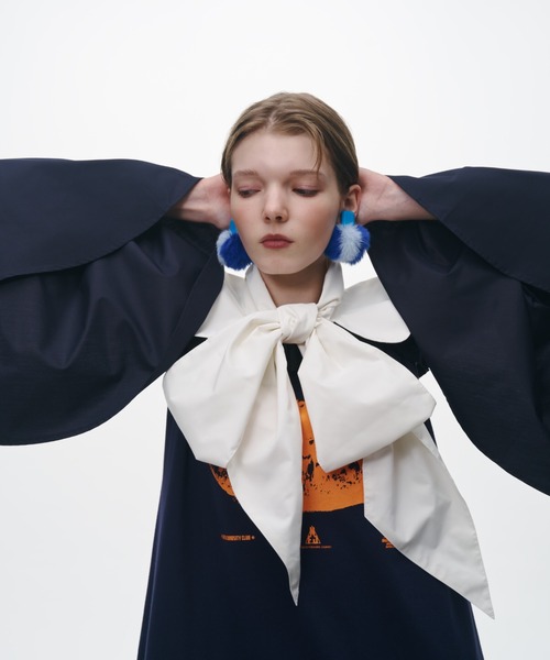 NON TOKYO（ノントーキョー）の「NON TOKYO/ノントーキョー/バイカラーファーイヤリング（イヤリング・レディース・ブルー/イエロー/グリーン・FREE）」の12枚目の写真