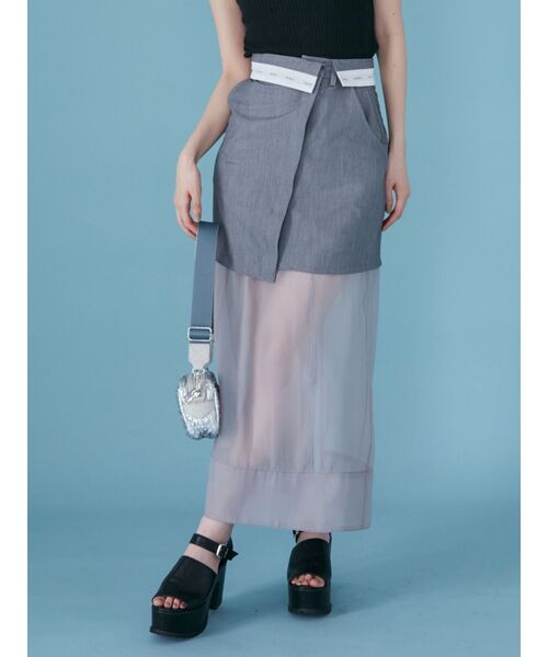 MURUA(ムルーア)の「ウエストフラップシアーレイヤードスカート(スカート・レディース・グレー/ブラック・2/1)」の1枚目の写真