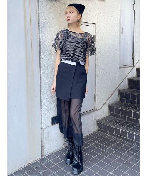 MURUA(ムルーア)の「ウエストフラップシアーレイヤードスカート(スカート・レディース・グレー/ブラック・2/1)」の8枚目の写真