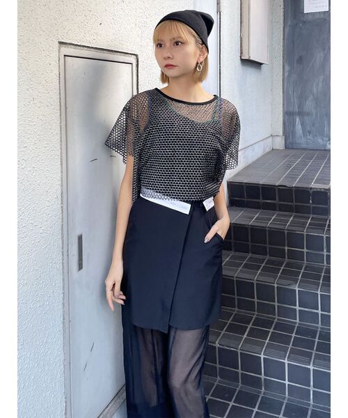 MURUA(ムルーア)の「ウエストフラップシアーレイヤードスカート(スカート・レディース・グレー/ブラック・2/1)」の10枚目の写真