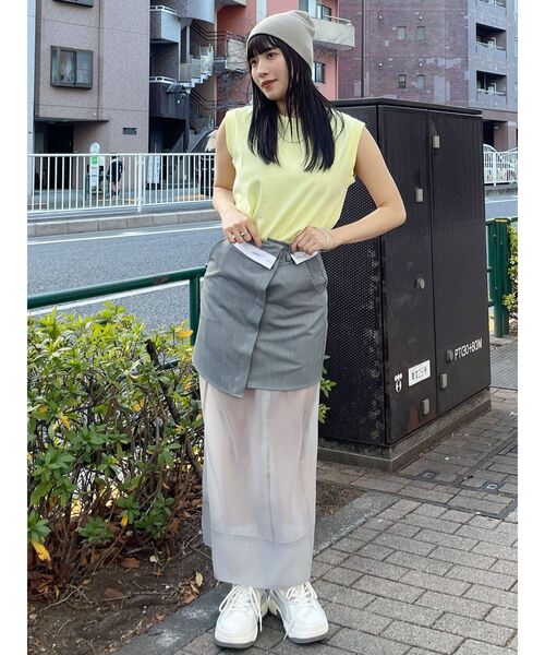 MURUA(ムルーア)の「ウエストフラップシアーレイヤードスカート(スカート・レディース・グレー/ブラック・2/1)」の12枚目の写真