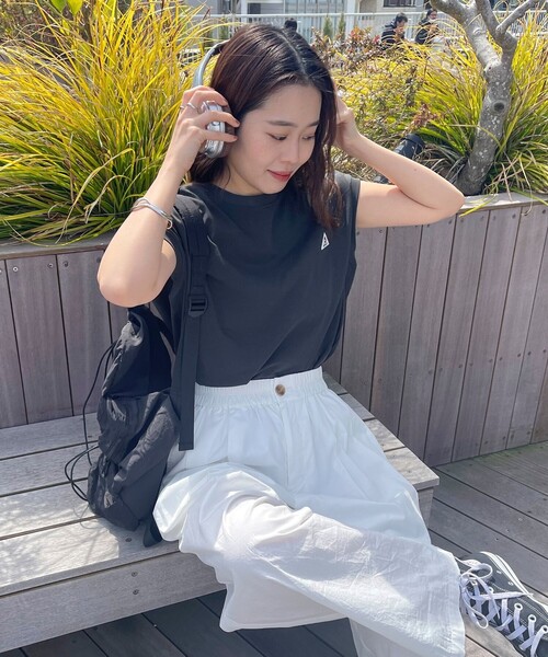 fredy emue(フレディエミュ)の「【GEVACO/ゲバコ】ノースリーブTシャツ(Tシャツ/カットソー・レディース・ブルー系その他3/オフホワイト/ホワイト系その他4/チャコールグレー/グリーン系その他3/ピンク系その他3・38)」の4枚目の写真