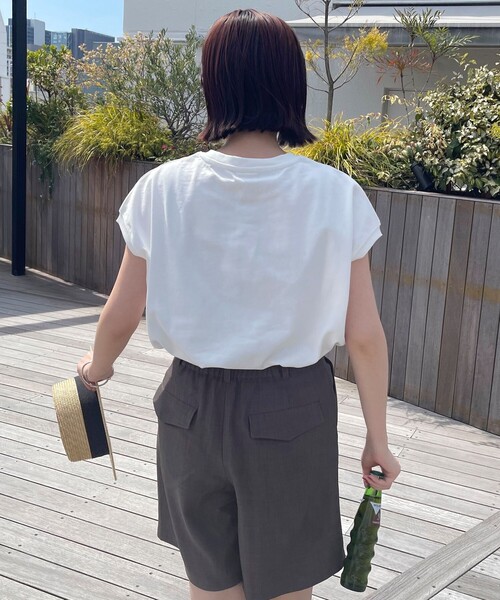 fredy emue(フレディエミュ)の「【GEVACO/ゲバコ】ノースリーブTシャツ(Tシャツ/カットソー・レディース・ブルー系その他3/オフホワイト/ホワイト系その他4/チャコールグレー/グリーン系その他3/ピンク系その他3・38)」の15枚目の写真