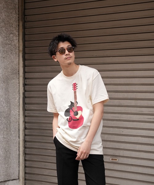 INTERPLAY(インタープレイ)の「【INTERPLAY x TAKERU】アコーステッィック ニャー 半袖 Tシャツ(Tシャツ/カットソー・メンズ・ブラック/クリーム・MEDIUM/LARGE)」の4枚目の写真