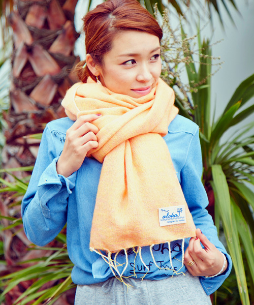 Kahiko（カヒコ）の「【kahiko】ALOHAシンプルショール（マフラー・レディース・ブルー/ピンク/ネイビー/ベージュ/イエロー/ブラック/オフホワイト・FREE）」の6枚目の写真