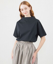 ボトルネックTシャツ