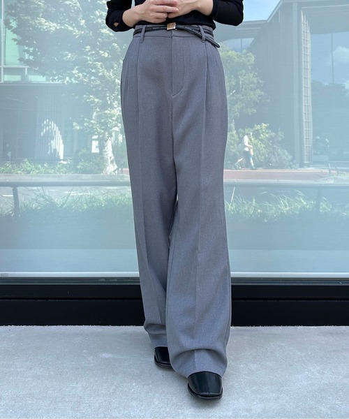 1chaku.(イッチャク)の「ハイウエストウールライクタックスラックス(スラックス・レディース・ライトグレー/ブラック/グレイッシュベージュ/グレー/ダークベージュ/ネイビー/ライトベージュ/ダークカーキ・マルチサイズ)」の3枚目の写真