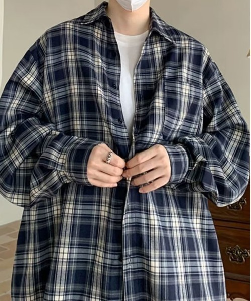 NEW GENTLEMAN(ニュージェントルマン)の「ランガムチェック オーバーサイズシャツ(シャツ/ブラウス・メンズ・ネイビー/ブラウン・M/L)」の9枚目の写真