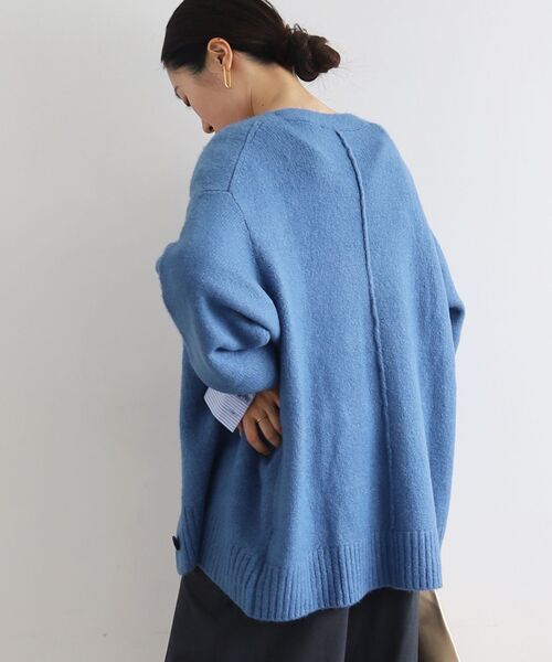 le.coeur blanc(ルクールブラン)の「《WEB限定アイテム》ウォッシャブルVネックワイドカーディガン(カーディガン/ボレロ・レディース・アイボリー/ベージュ/ライトグレー/ブラック/ブルー・38)」の11枚目の写真