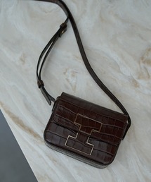 IACUCCI（イアクッチ）の「アバ XS SD COCCO SIENA（ショルダーバッグ・レディース）」