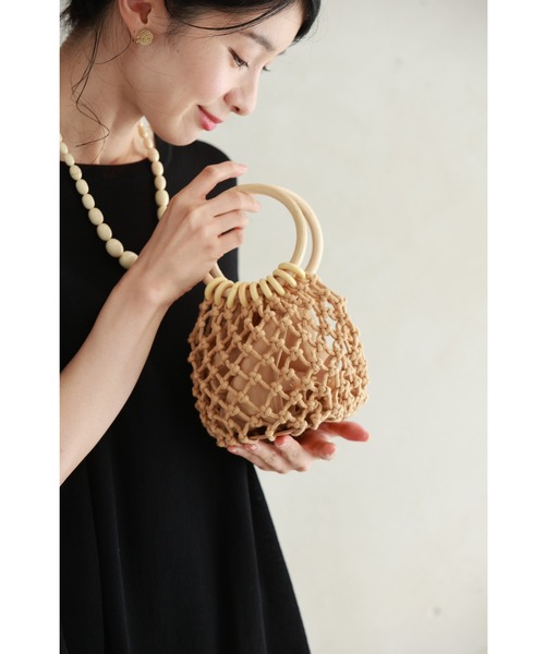 cawaii（カワイイ）の「ロープ編みパイナップルミニバッグ（巾着付き）（ハンドバッグ・レディース・ベージュ・FREE）」の11枚目の写真