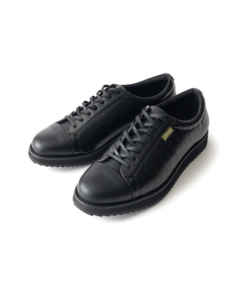 Subciety（サブサエティ）の「CROCODILE DRESS SNEAKER（スニーカー・メンズ・ブラック・SMALL/MEDIUM/LARGE/X-LARGE）」の2枚目の写真
