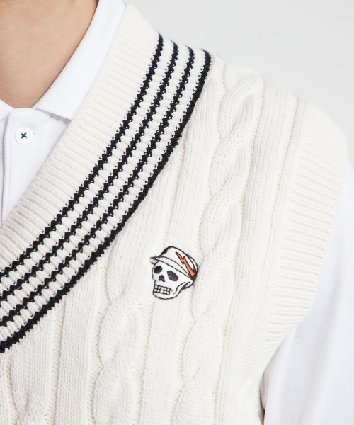 DEVEREUX GOLF（デヴァローゴルフ）の「コットンケーブルベスト