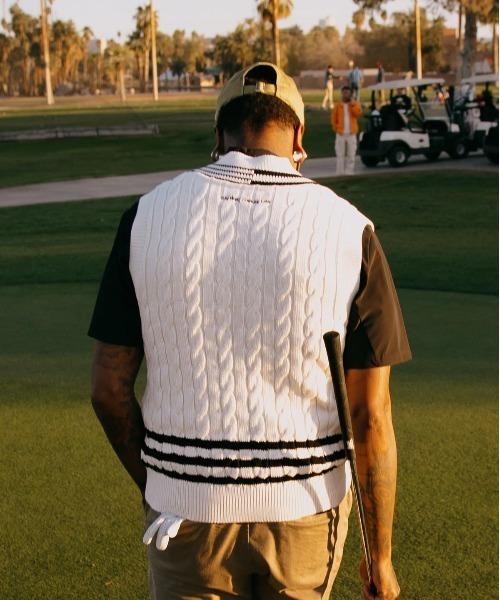 DEVEREUX GOLF（デヴァローゴルフ）の「コットンケーブルベスト