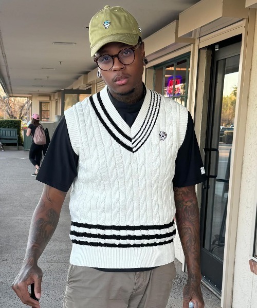 DEVEREUX GOLF（デヴァローゴルフ）の「コットンケーブルベスト