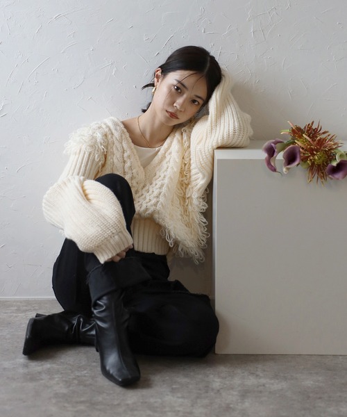 loop knitting V neck knit / 切替ループ編みVネックニット