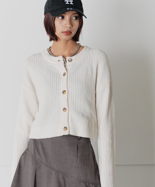 PAGEBOY（ページボーイ）の「ベロアモールコンパクトカーディガン（カーディガン/ボレロ・レディース・オフホワイト/オレンジ/グリーン系その他/ブラック・FREE）」の13枚目の写真