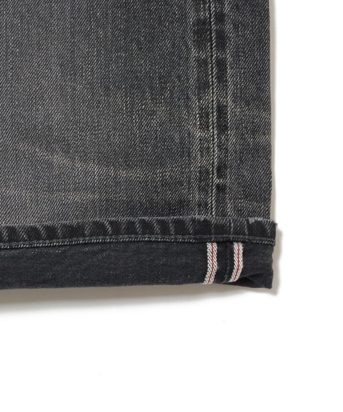 CRIMIE（クライミー）の「BORN FREE 2 REGULAR STYLE GARAGE USED SELVEDGE STRETCH JEANS / BORN FREE 2 クラシックスタイル ガレージユーズド セルビッチ ストレッチ デニムジーンズ パンツ（デニムパンツ・メンズ・インディゴブルー/ブラック・XXL/XL/L/M/S）」の6枚目の写真